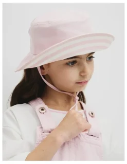Country Road Child Heritage Bucket Hat in Cloud Pink