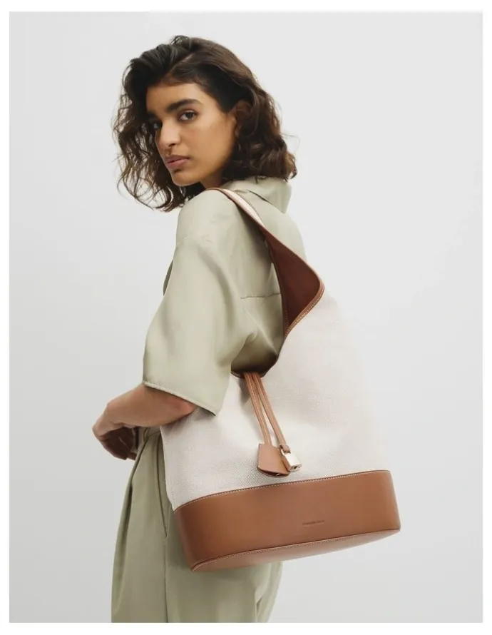 Country Road Cr Lock Hobo Bag in Tan