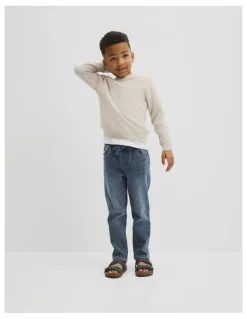 Country Road Denim Jogger in Mid Blue Wash