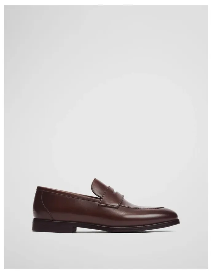 Country Road Emmett Loafer in Chocolate