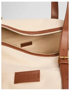 Country Road Hudson Cotton Duffle Bag in Ecru