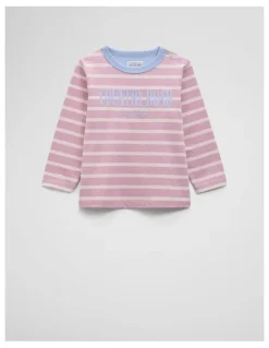 Country Road Long Sleeve Heritage T-shirt in Berry
