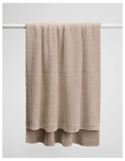 Country Road Monti Waffle Throw in Natural