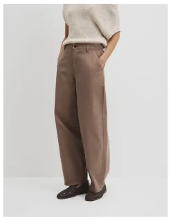 Country Road Relaxed Chino in Mocha
