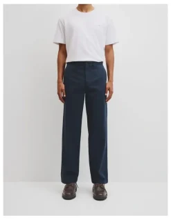 Country Road Relaxed Cotton Twill Pant in Navy