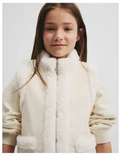 Country Road Reverse Faux Fur Vest in Eggshell