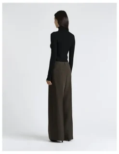 Cue Merino Turtle Neck Ribbed Knit Top in Black