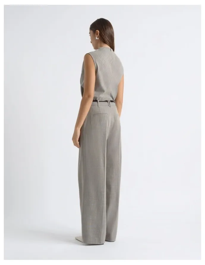 Cue Relaxed Pin Tuck Pant