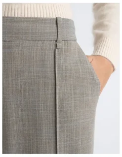 Cue Relaxed Pin Tuck Pant