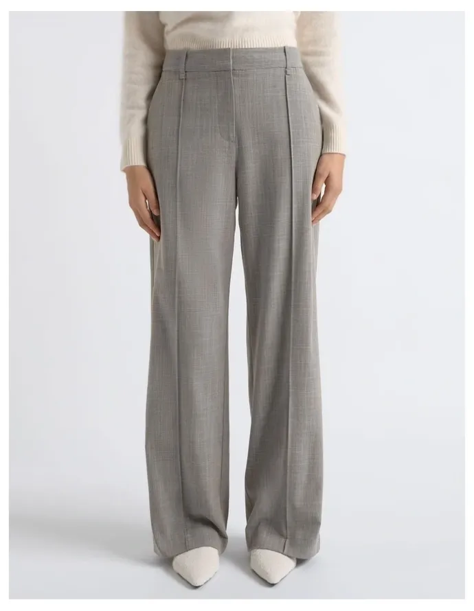 Cue Relaxed Pin Tuck Pant