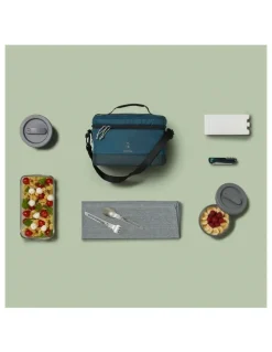 Decathlon Isothermal Lunch Box 7 Litres in Blue