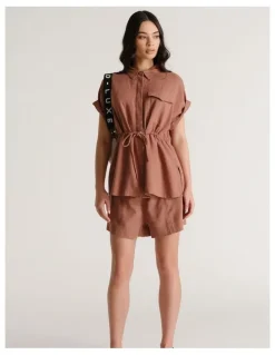 DECJUBA D-Luxe Linen Blend Short