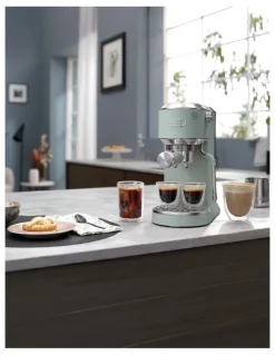 De'Longhi Dedica Duo With Cold Brew Manual Coffee Machine EC890GR in Green