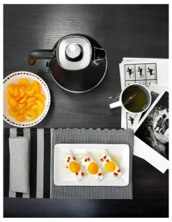 De'Longhi Distinta Moments Kettle 1.7L Kettle in Sunset Black KBIN2001BK