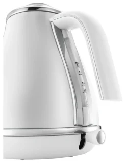De'Longhi Icona Capitals 1.7L Kettle KBOC2001IW in Helsinki White
