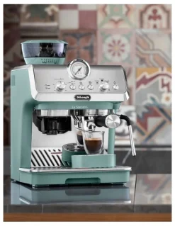 De'Longhi La Specialista Arte Manual Pump Coffee Machine in Toronto Green EC9155GR