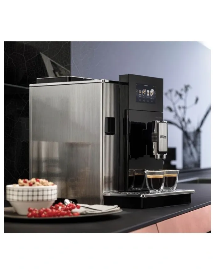 De'Longhi Maestosa Luxury Fully Automatic Coffee Machine in Black EPAM96075GLM