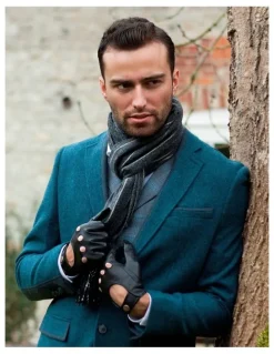 Dents Classic Leather Driving Gloves in Black
