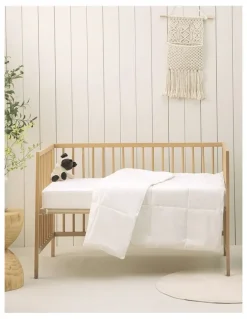 Dreamaker Baby Down Alternative Microfibre Cot Size Quilt in White