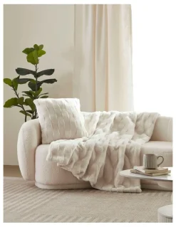 Dreamaker Basketweave Faux Fur Throw Blanket in Cream