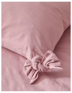 Dreamaker Bonnie Washed Cotton Quilt Cover Set with Bows in Pink Pearl