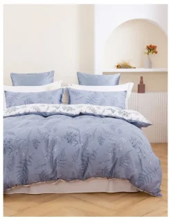 Dreamaker Daphne Pure Cotton Reversible Quilt Cover Set in White