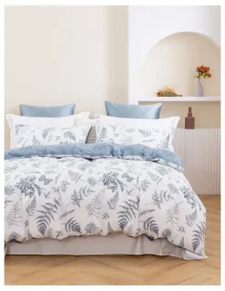 Dreamaker Daphne Pure Cotton Reversible Quilt Cover Set in White