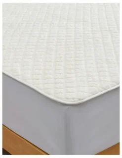 Dreamaker Pinsonic Sherpa Fleece Electric Blanket in Beige