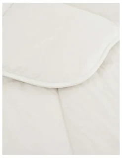 Dreamaker Super Warm 600gsm Australian Washable Wool Quilt in White