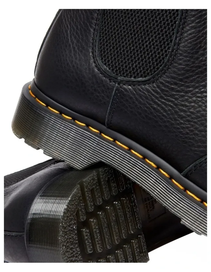 Dr Martens 2976 Chelsea Boot in Black Ambassador