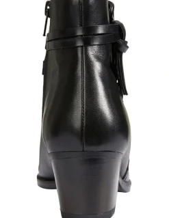 Easy Steps Carlton Black Glove Boot