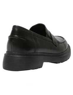 Easy Steps Eleanor Flat Shoes in Black