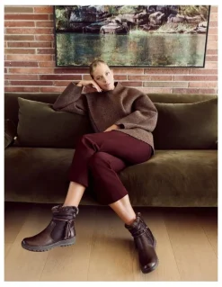 Easy Steps Eskimo Boots in Chocolate Micro