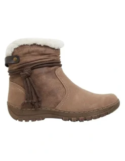 Easy Steps Eskimo Taupe Micro Boot