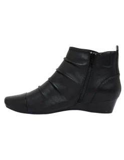 Easy Steps Glove Boots Seville Black