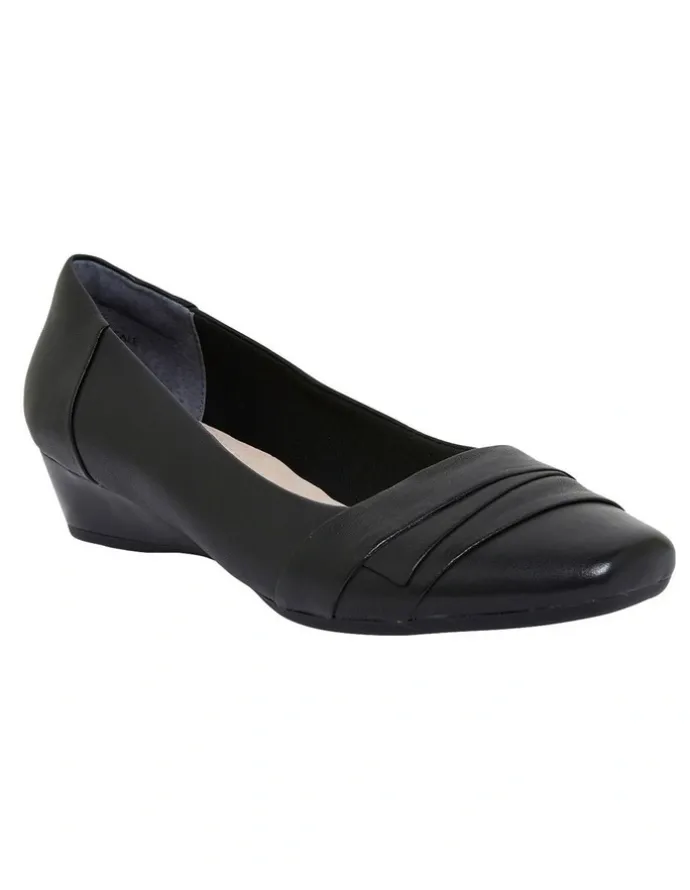 Easy Steps Saturn Heeled Shoes in Black Leather
