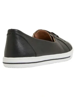 Easy Steps Vectra Black Glove Sneakers