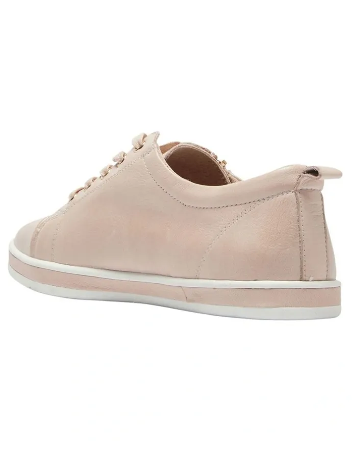 Easy Steps Whisper Sneakers in Blush Glove