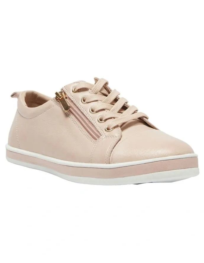 Easy Steps Whisper Sneakers in Blush Glove
