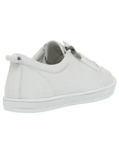Easy Steps Whisper White Glove Sneakers