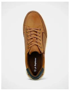 Explorer Bennett Shoes in Tan