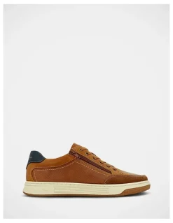 Explorer Bennett Shoes in Tan
