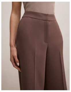 Forever New Dani Straight Leg Pants in Chocolate