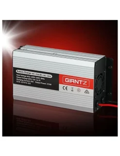 Giantz 30 Amp ATV 4WD Boat Caravan 12V 30A Car Battery Charger Inverter