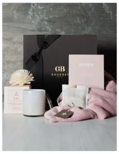 Gourmet Basket Snuggle Up Pamper Gift Hamper