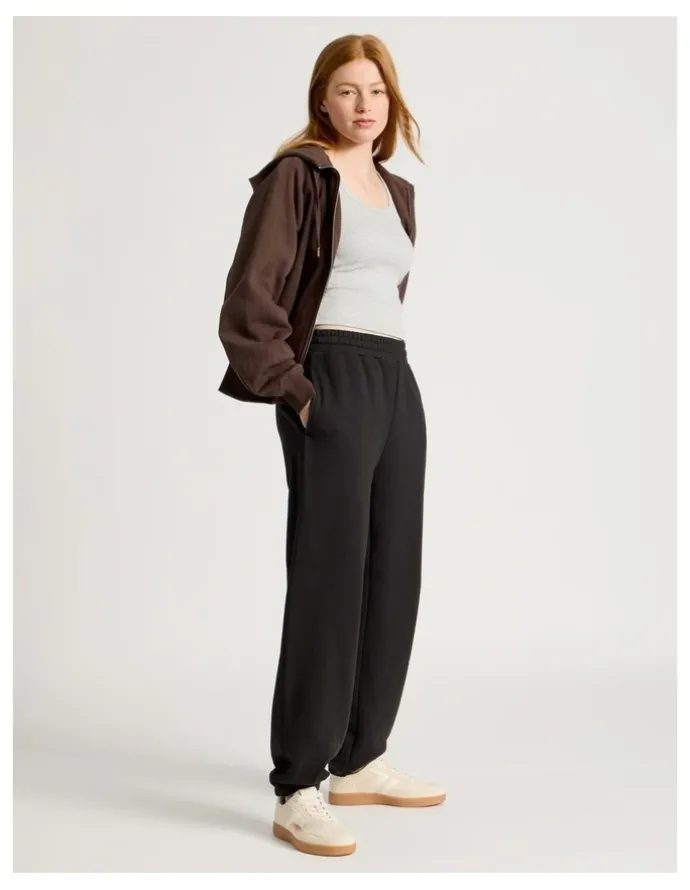 GRAB Baggy Fit Jogger in Black