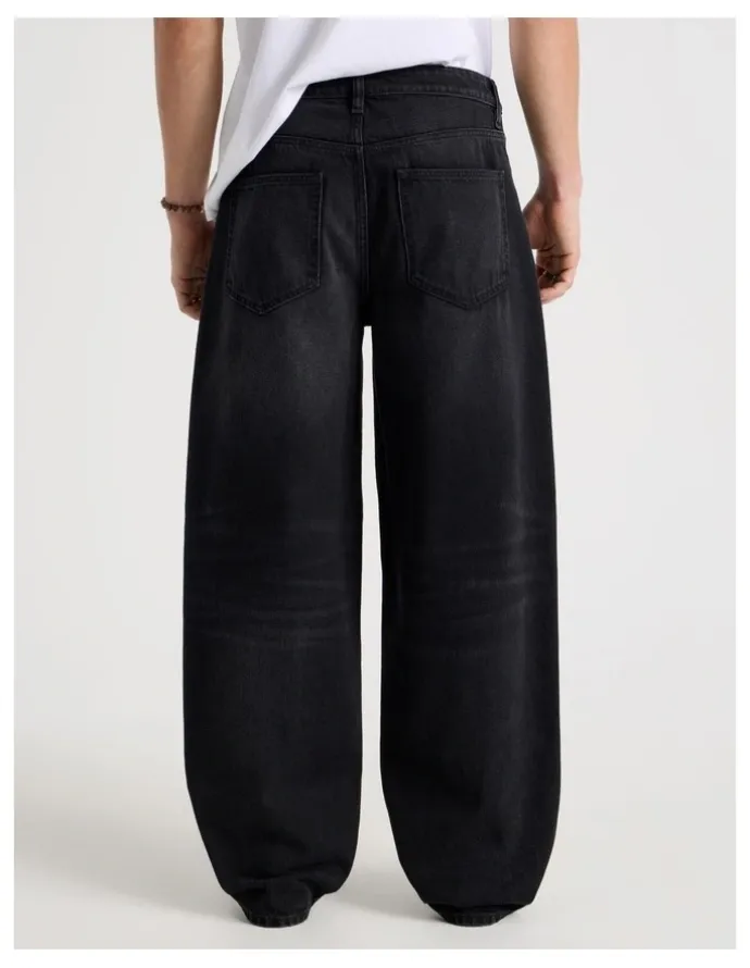 Grab Barrel Leg Jeans in Black