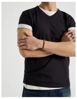 Grab V-Neck T-Shirt in Black