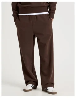 Grab Wide Leg Trackpant in Brown