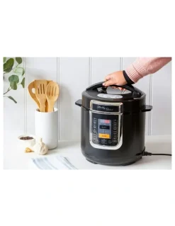 HEALTHY CHOICE Ceramic Coated PFAS Free Automatic Pressure Cooker 6L in Black